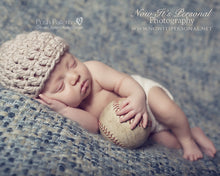 Load image into Gallery viewer, Crochet Pattern - Easy Crochet Beanie Pattern