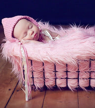 Load image into Gallery viewer, pixie hat knitting pattern