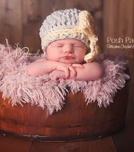 Load image into Gallery viewer, crochet hat pattern with bow
