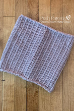 Load image into Gallery viewer, free crochet pattern easy ribbed cowl