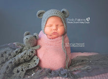 Load image into Gallery viewer, mouse bonnet lovey pattern