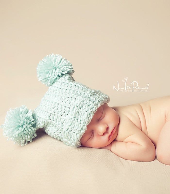 Crochet baby top pom pom hat