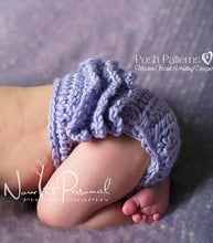 Load image into Gallery viewer, ruffle bottom diaper cover crochet pattern