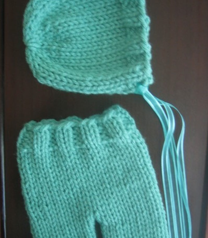 knit bonnet and pants pattern
