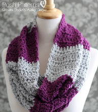 Load image into Gallery viewer, striped cowl crochet pattern
