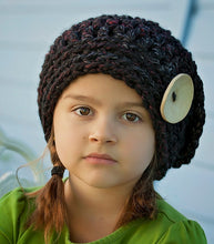 Load image into Gallery viewer, girls slouchy hat crochet pattern