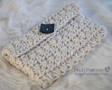 Load image into Gallery viewer, crochet clutch pattern