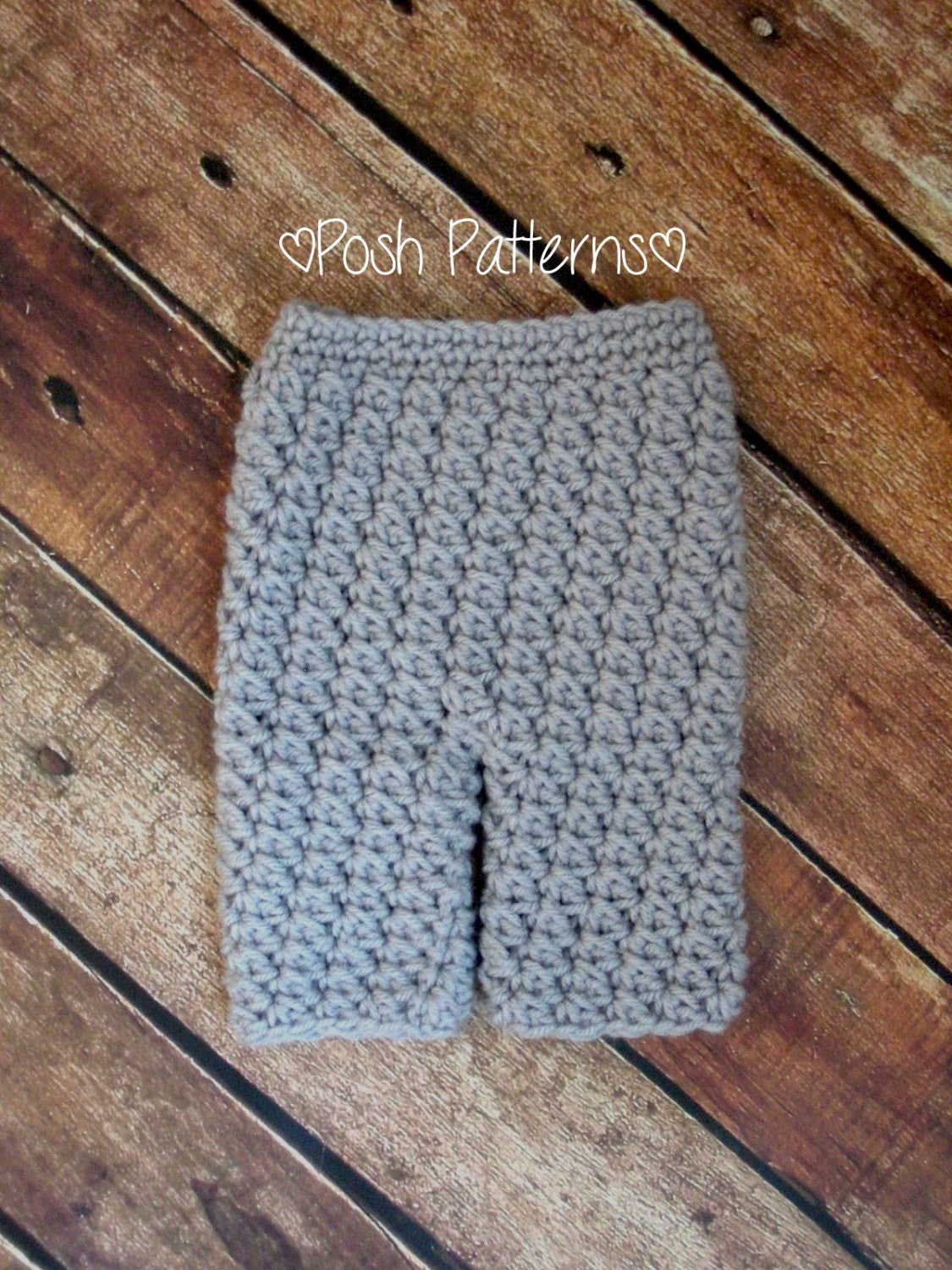 Crochet baby shorts pattern deals