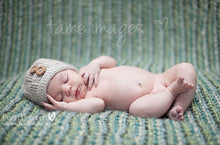 Load image into Gallery viewer, crochet beanie hat pattern