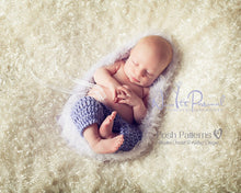 Load image into Gallery viewer, crochet baby pants pattern