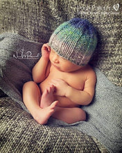 Load image into Gallery viewer, ribbed baby beanie knitting pattern