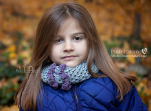Load image into Gallery viewer, crochet ruffle cowl pattern