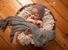 Load image into Gallery viewer, baby bonnet knitting pattern