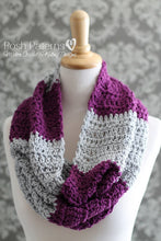 Load image into Gallery viewer, infinity scarf crochet pattern